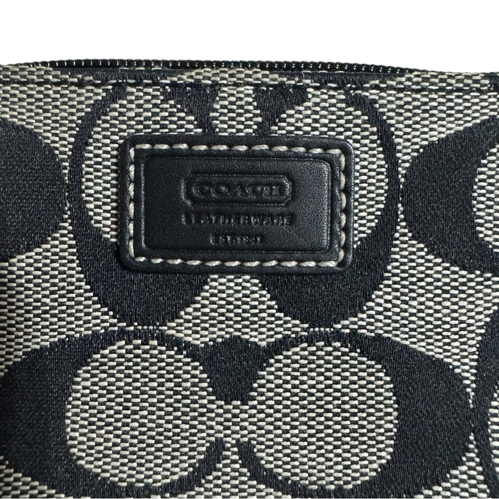 Coach Vintage Signature Black Gray Jacquard Wristlet Pouch Mini Wallet Purse - Picture 3 of 6